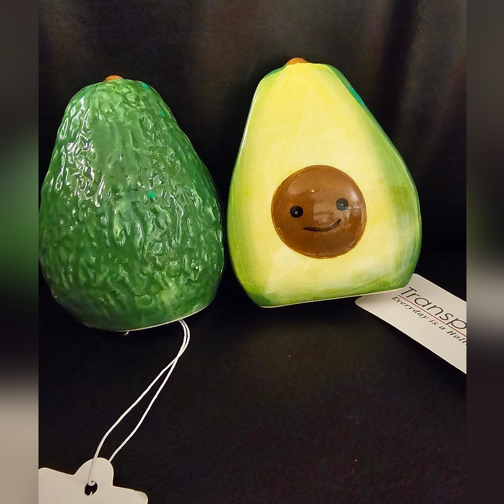 Nesting Avocado Salt and Pepper Shakers New With Tags - Picture 2 of 10